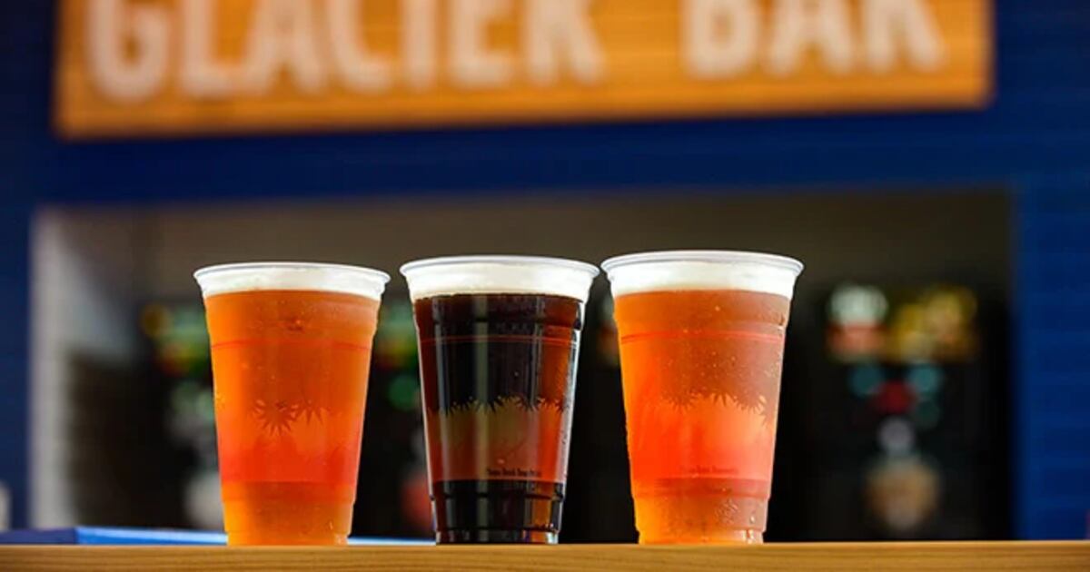SeaWorld Orlando free beer promotion