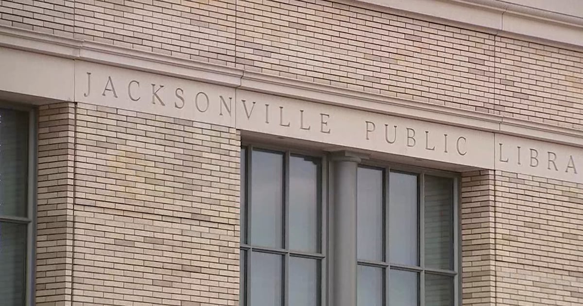 Jacksonville city librarian attacked downtown by woman experiencing homelessness – Action News Jax