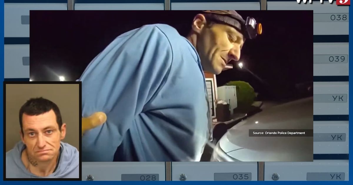 Alleged Orlando mailman arrested for theft, police report