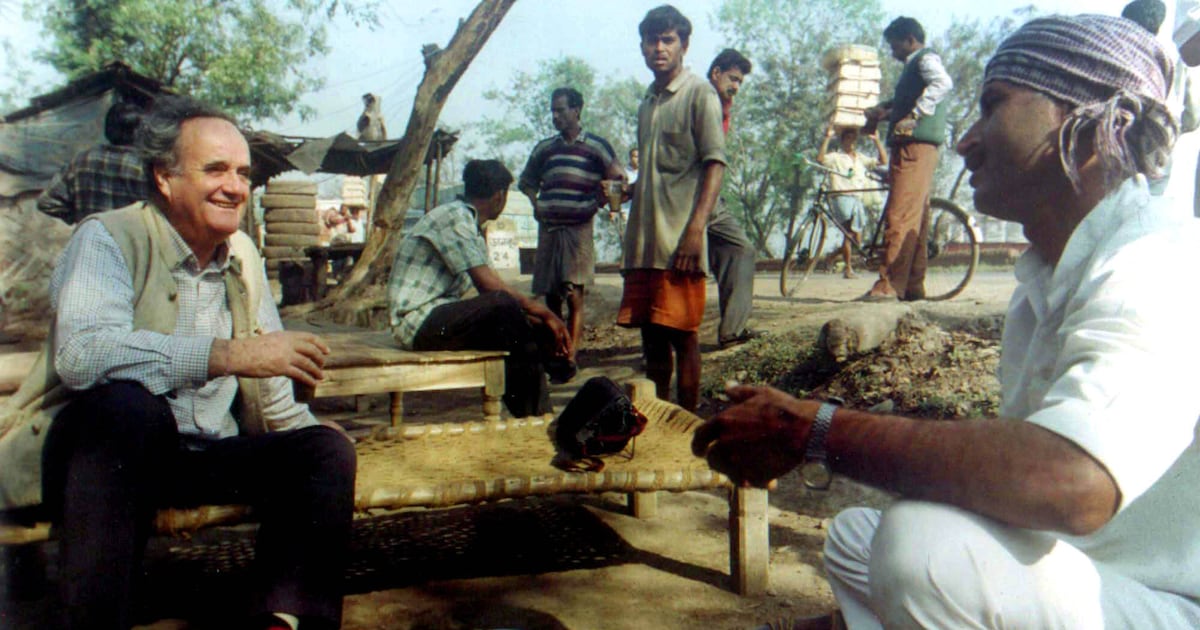 BBC India correspondent Mark Tully dies at 90