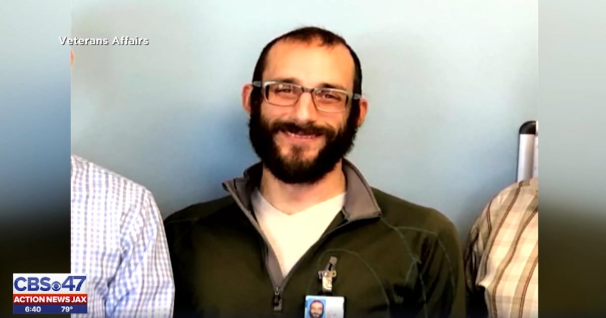 Jacksonville community holds vigil for Minnesota nurse killed by federal agents – Action News Jax