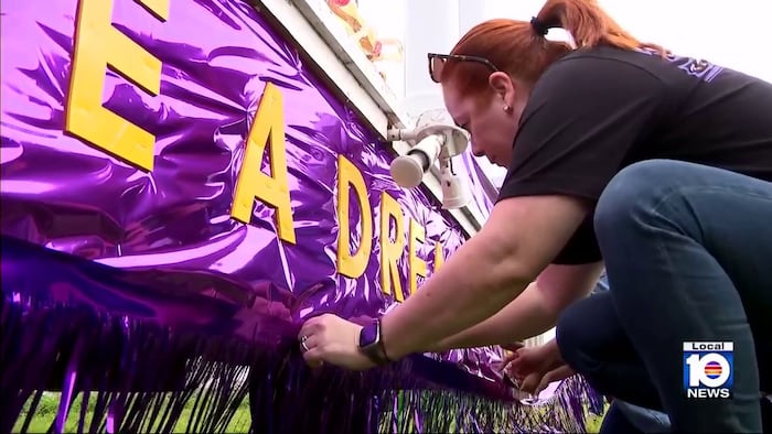 Miami MLK parade float highlights unity, call for TPS extension for Haitians