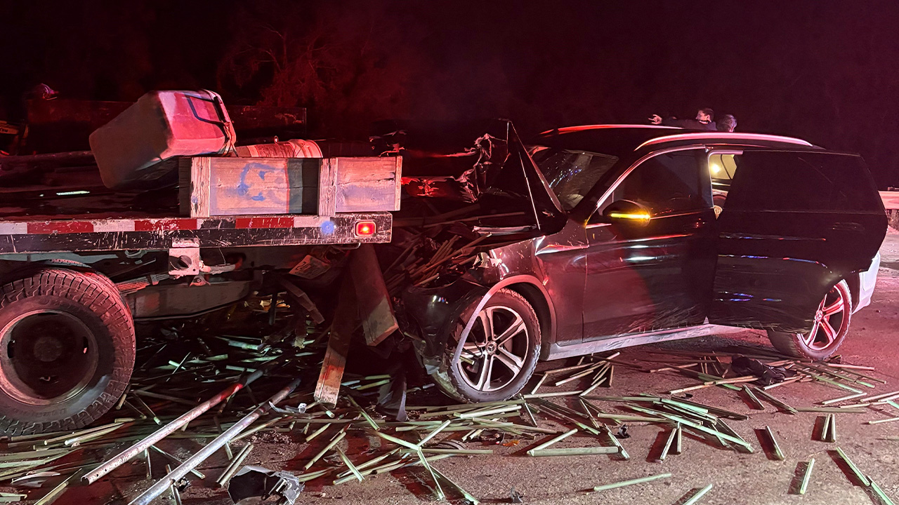 Brandon man hospitalized after hitting truck in I-75 construction zone: FHP