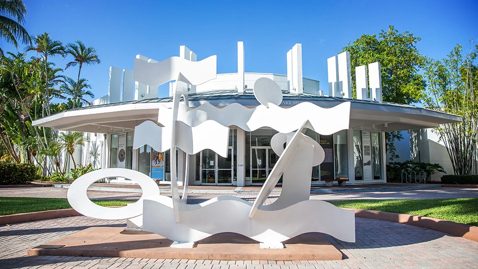 Exterior photo of the Lowe Art Museum on the Coral Gables Campus