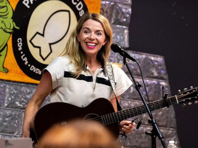 Aoife O’Donovan performed live at Park Ave CDs to premiere her new record ‘All My Friends’