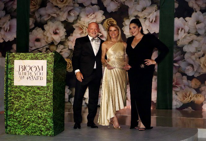 Miami-Dade County Commissioner Vicki L. Lopez Receives “Be a Voice Award” from Voices for Children Foundation