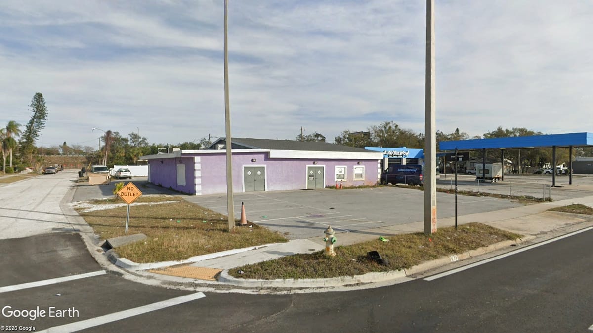 New Full-Service Gastropub Opening in St. Petersburg