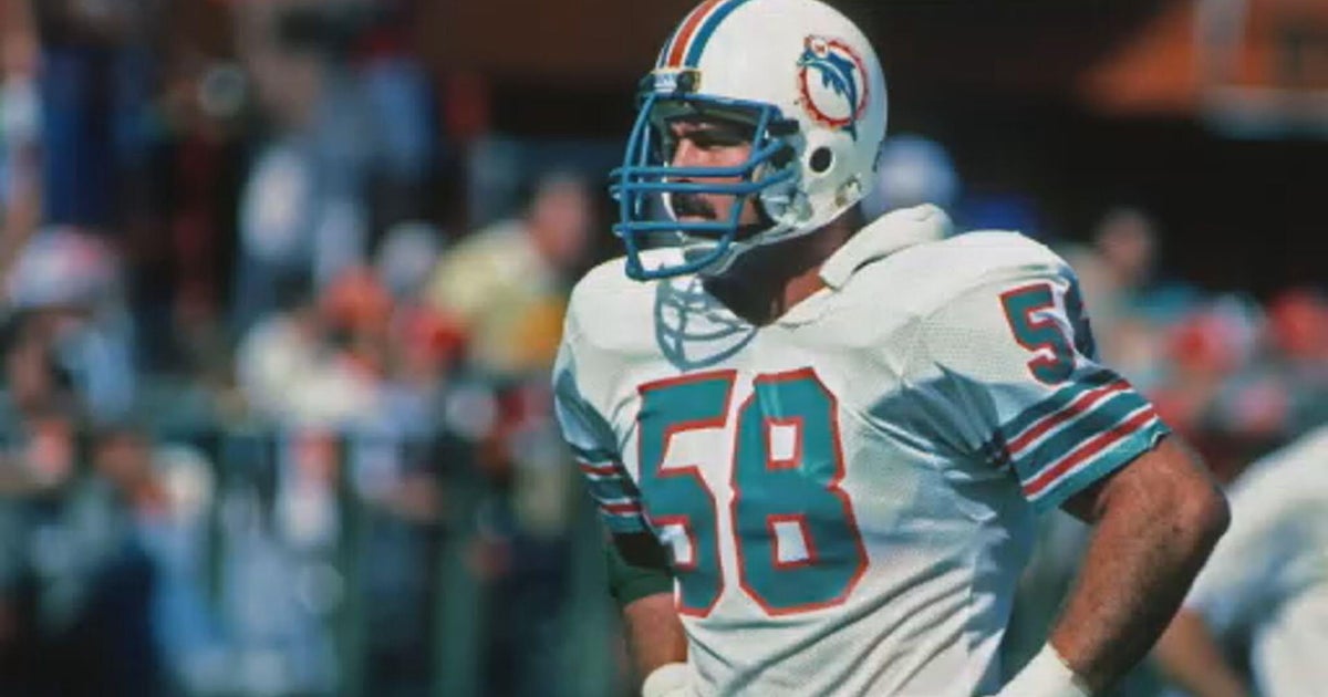 Former Miami Dolphins linebacker helps South Florida's seniors by delivering them fresh meals: "It's a joy"