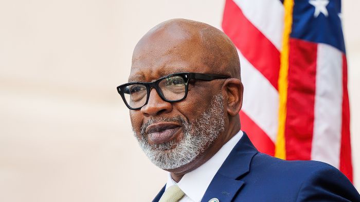 Ken Welch campaign in turmoil after $200K-plus stolen from PAC, stagnant fundraising