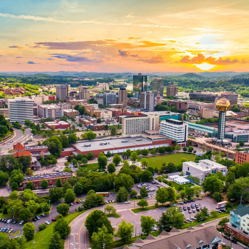 knoxville tennesee skyline at sunset