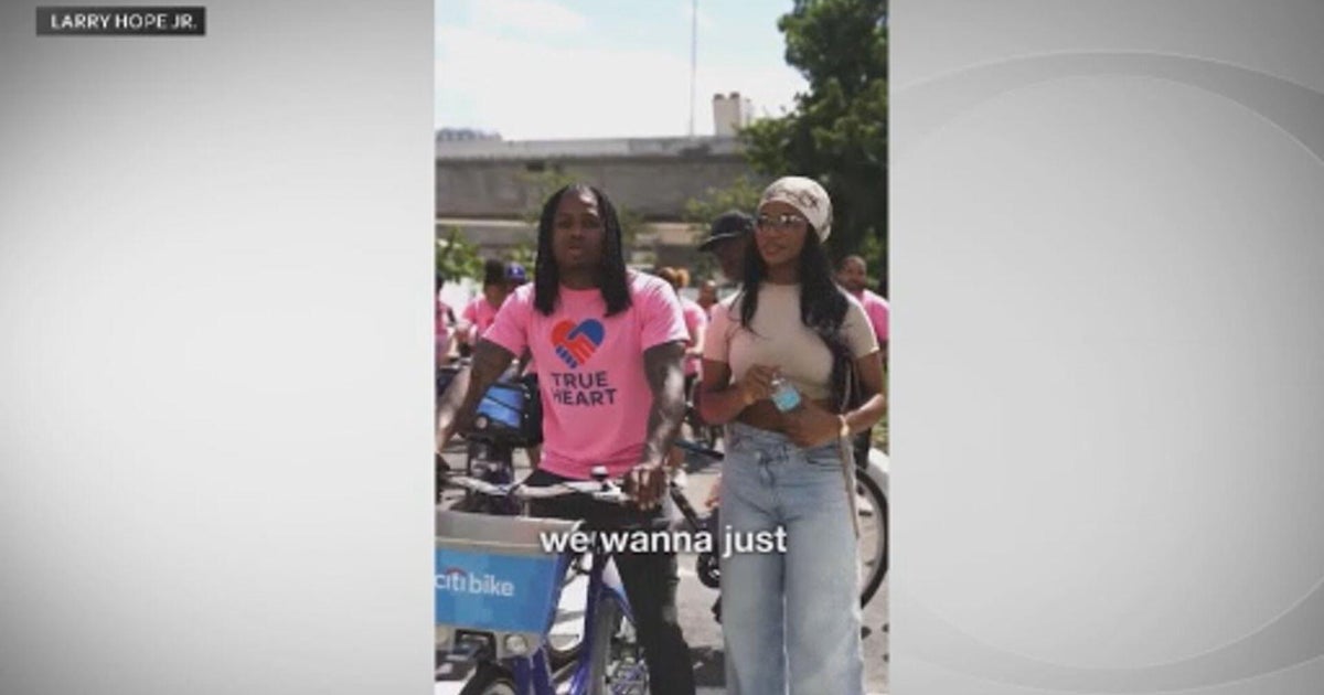 Former Miami Hurricane, Dolphins player raffling off big prizes in midst of College Football Playoff National Championship