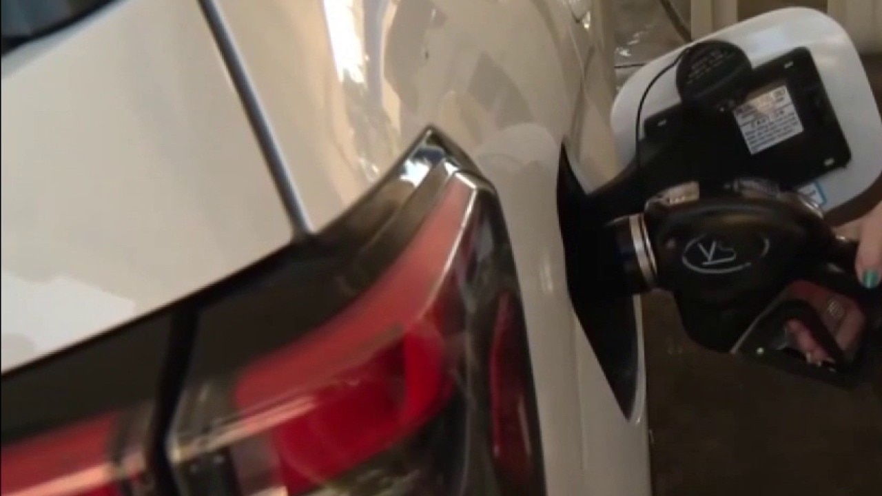 Falling gas prices in the Tampa Bay area.