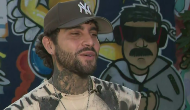 Venezuelan artist restores Wynwood mural after it's painted over