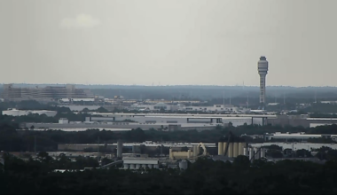 "Mechanical issue" sees passengers bused to terminal at MCO