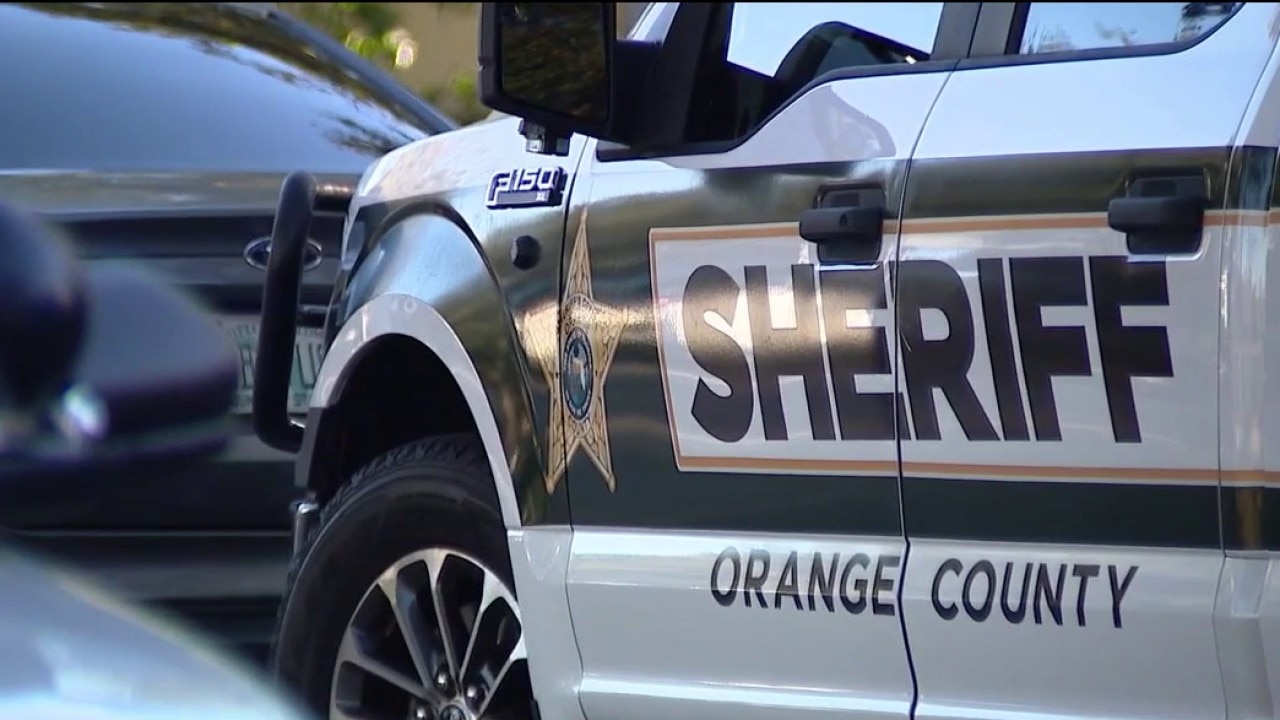 Neighbor shares details on couple at center of standoff