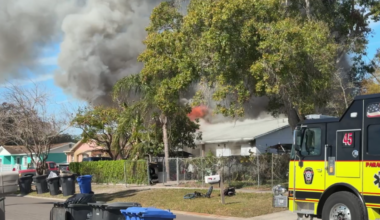 Fire spreads between homes in Tampa neighborhood: HCFR