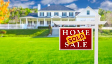 How Cash Buyers Quietly Took Over Florida’s Coastal Housing Markets