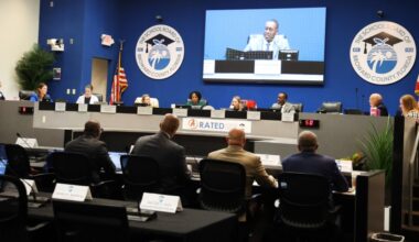 Referendum bonuses to end for highest-paid Broward school staff