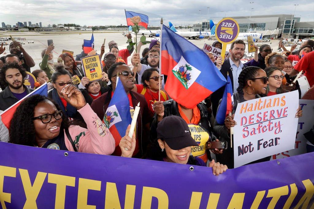 Union workers rally at Fort Lauderdale airport to extend protection status for Haitian migrants – Sun Sentinel