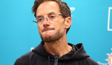 Dolphins fire coach Mike McDaniel at end of fourth season