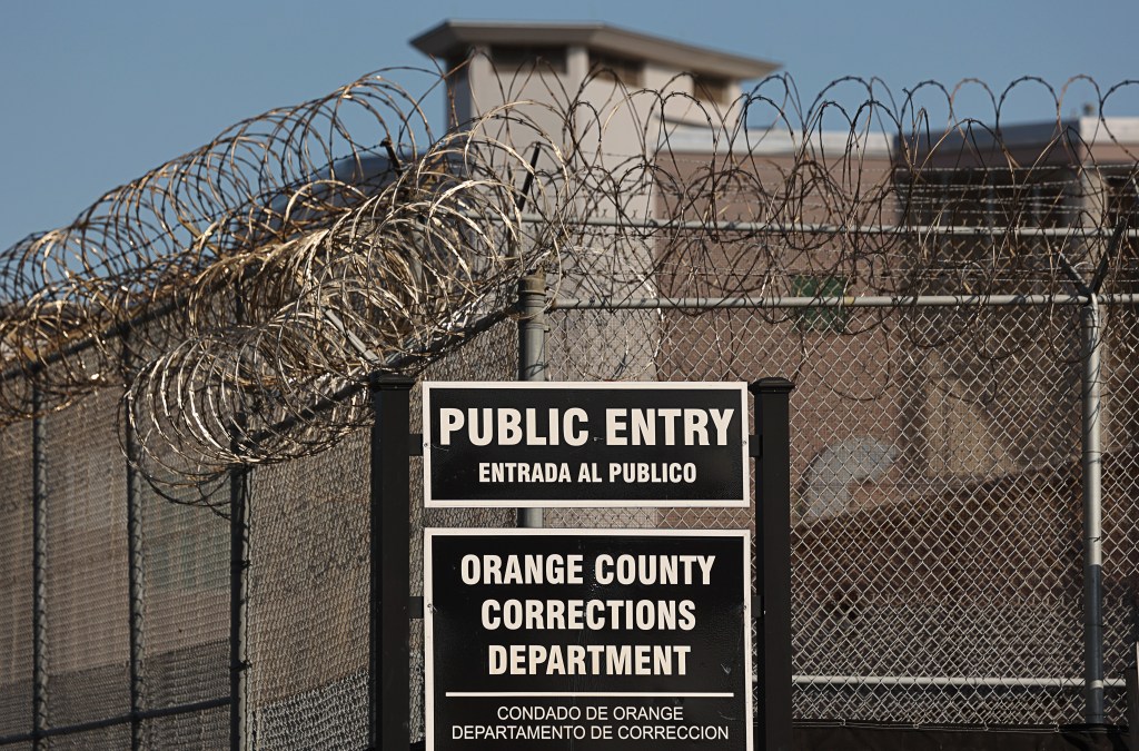 Federal judge frees Venezuelan man's from ICE custody