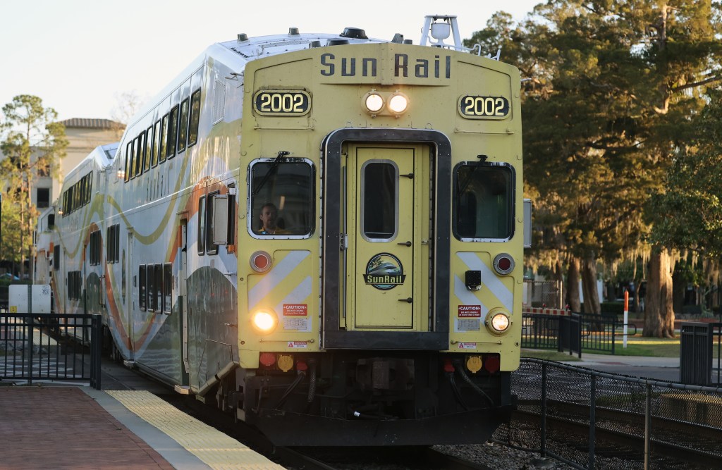 Letters Friday: Cancel SunRail to airport