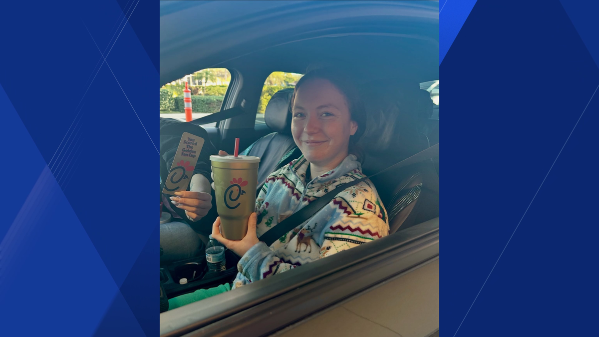 Lucky guest at Florida Chick-fil-A wins Golden Cup and year of free food