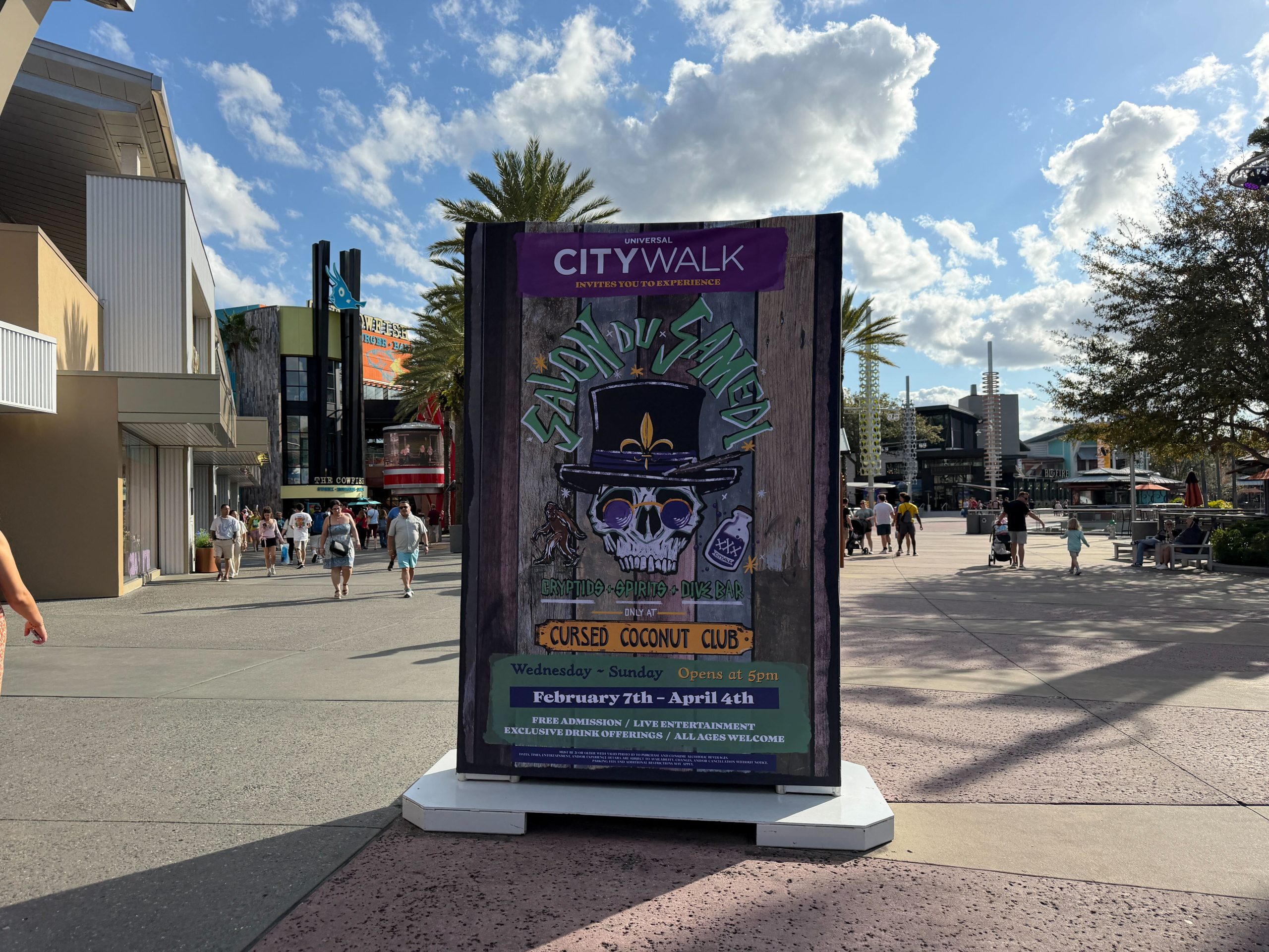 Red Coconut Club's Mardi Gras Transformation Begins at Universal CityWalk