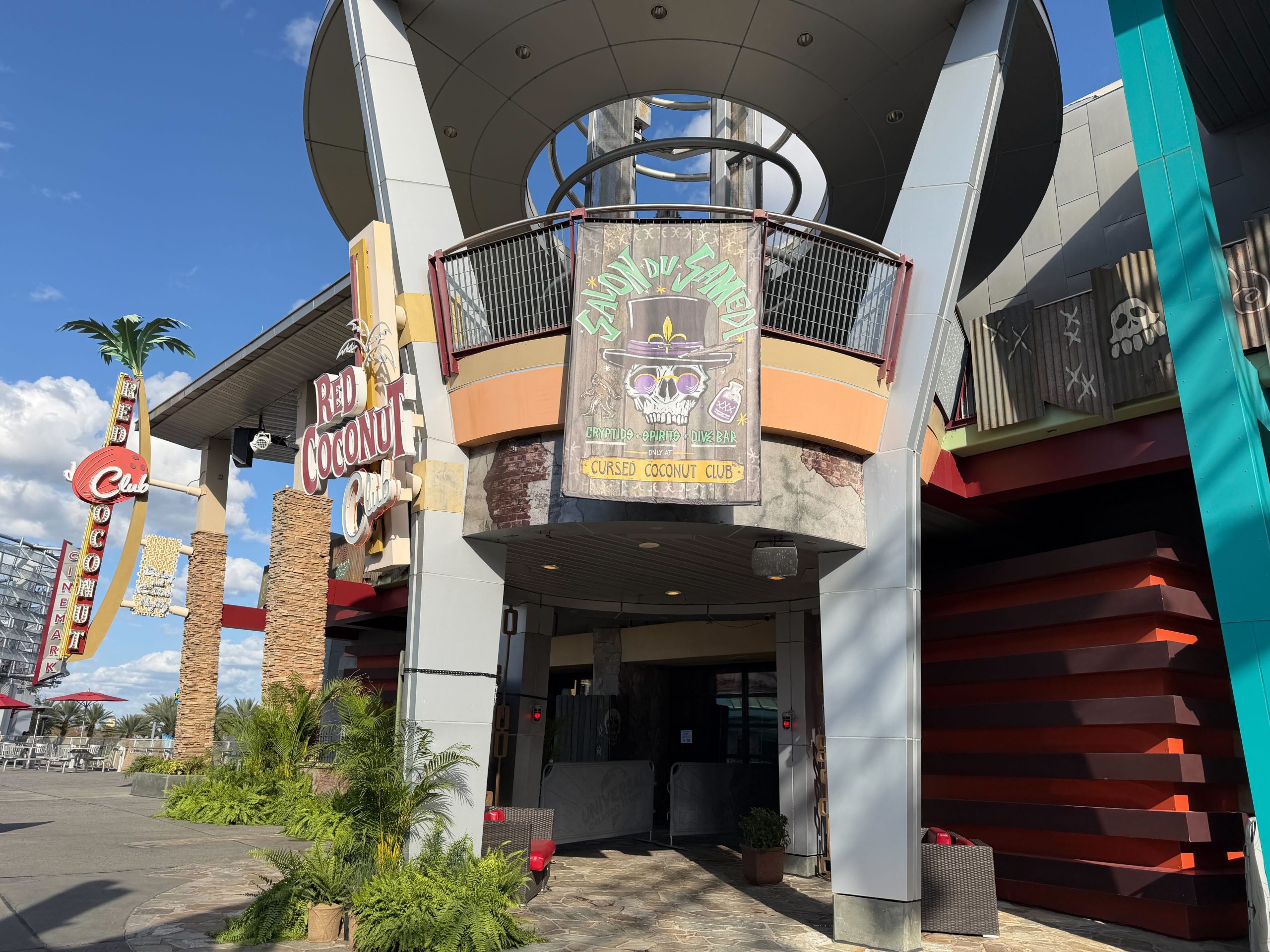 Red Coconut Club's Mardi Gras Transformation Begins at Universal CityWalk