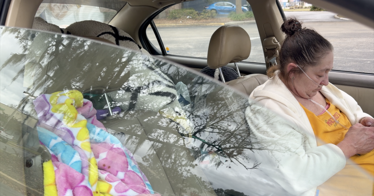 Tallahassee community steps in to help woman living in her car