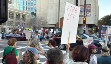 Protests erupt in Tampa after ICE agent fatally shoots Minnesota woman