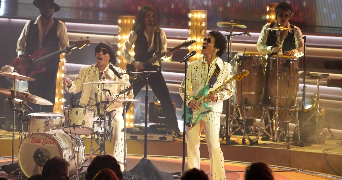 Bruno Mars is making stops at these 2 Florida cities for 'The Romantic Tour'