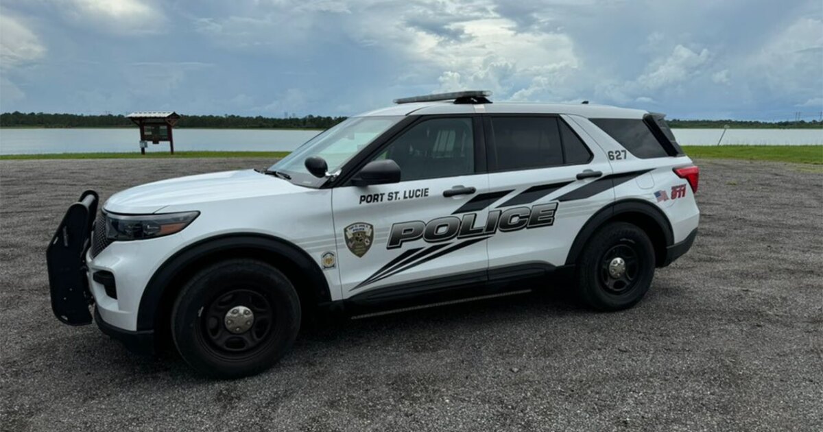 Man arrested for impersonating officer while intoxicated, police say