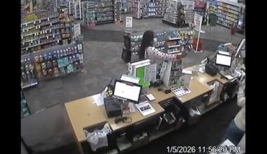 Masked robbers pepper-spray clerks in St. Petersburg CVS heist