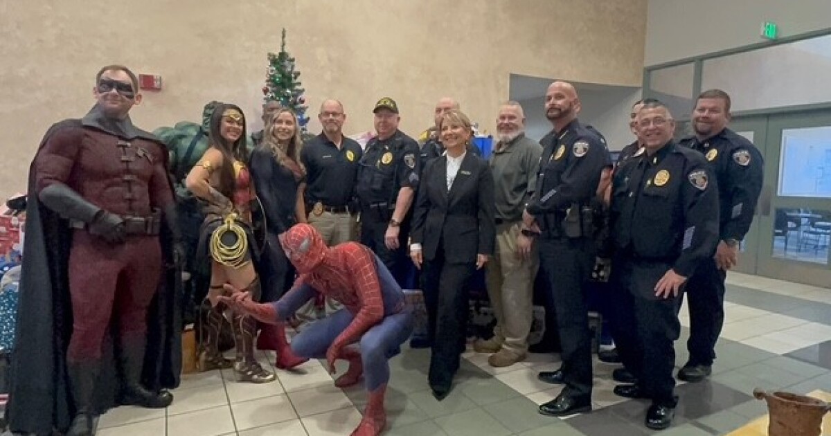 FGCU police, staff and students rally for sick children in Florida