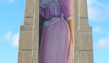 Murals of pioneers Tootie McGregor Terry and Dr. Ella Mae Piper adorn Fort Myers river basin