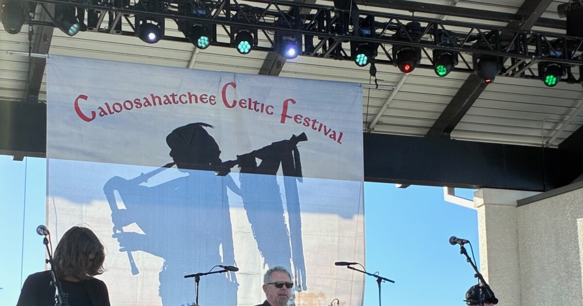 Celtic rock, bagpipes draw crowds to Fort Myers festival