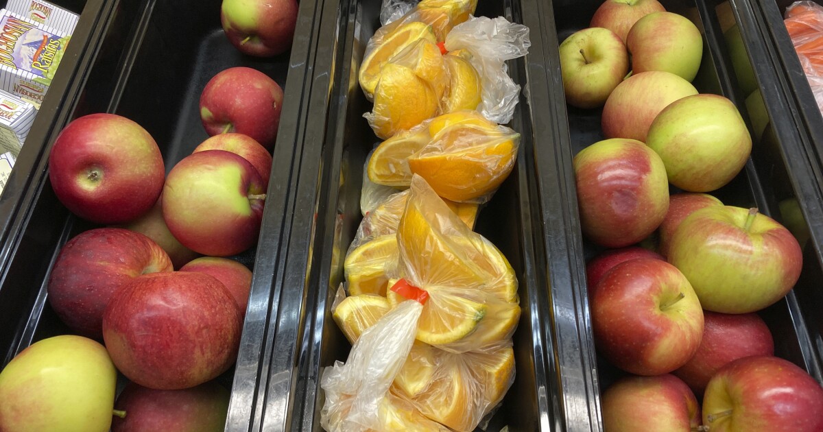Bill moving through Florida Senate addresses food waste in schools