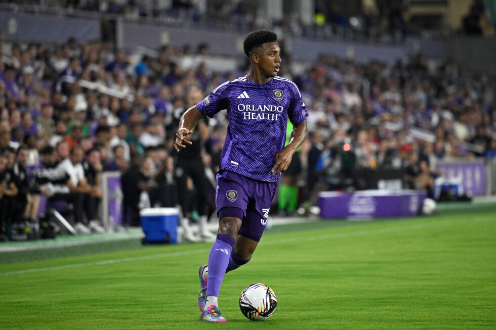 American defender Alex Freeman transfers to Spain's Villarreal from Orlando in MLS