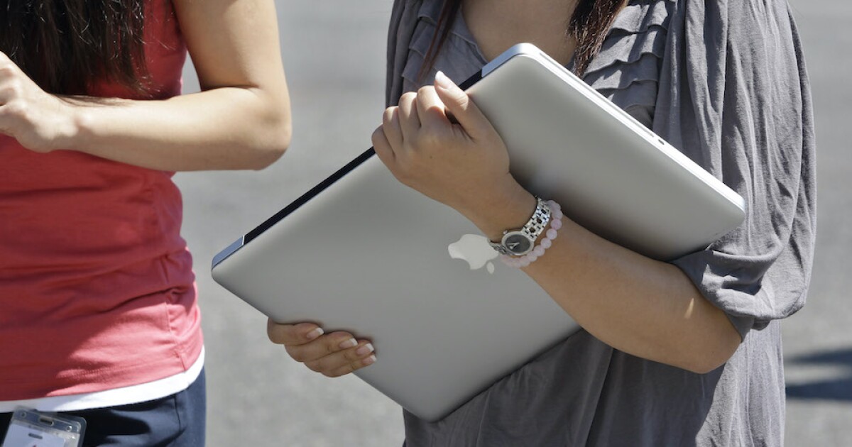 Young job seekers had opposite outlooks in these 2 local cities