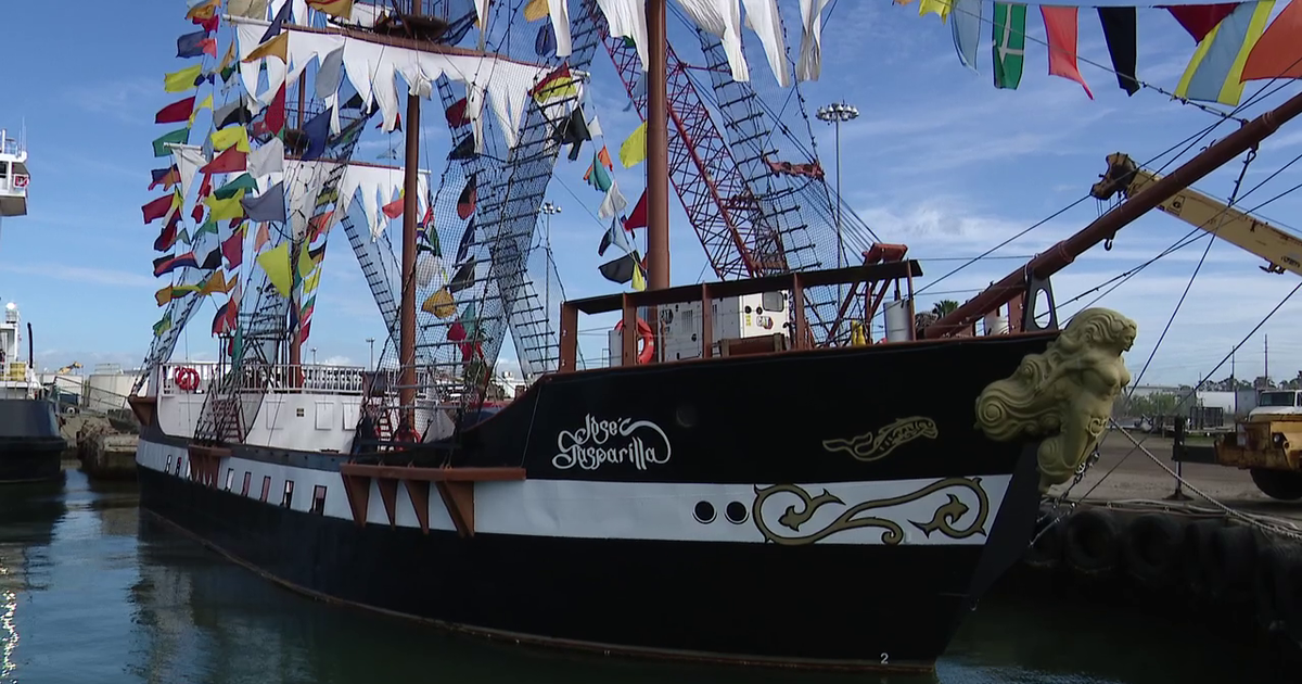 Jose Gasparilla ship to embark on 70th invasion of Tampa Bay; ‘Dorothy’ the tugboat makes final voyage