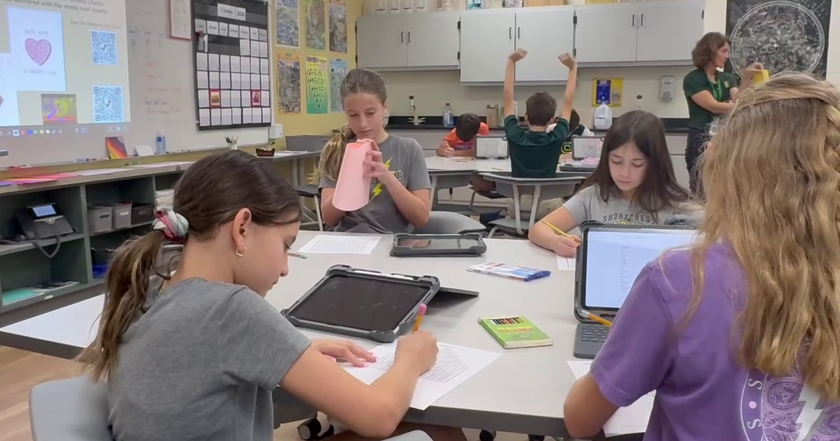 St. Pete 5th graders make cards to brighten Valentine's Day for senior citizens