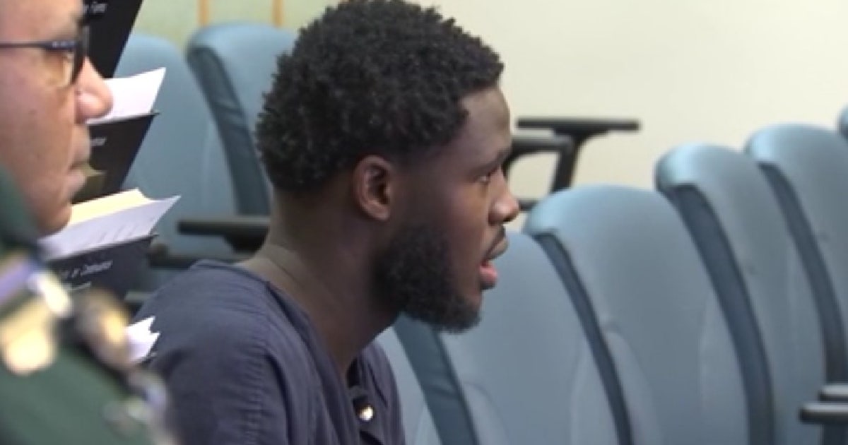 Trial delayed for suspect in Orlando Halloween mass shooting