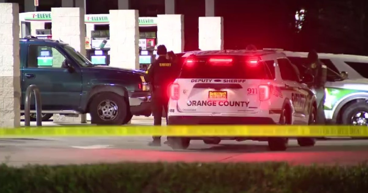 Man injured in shooting at gas station in Orange County, deputies say