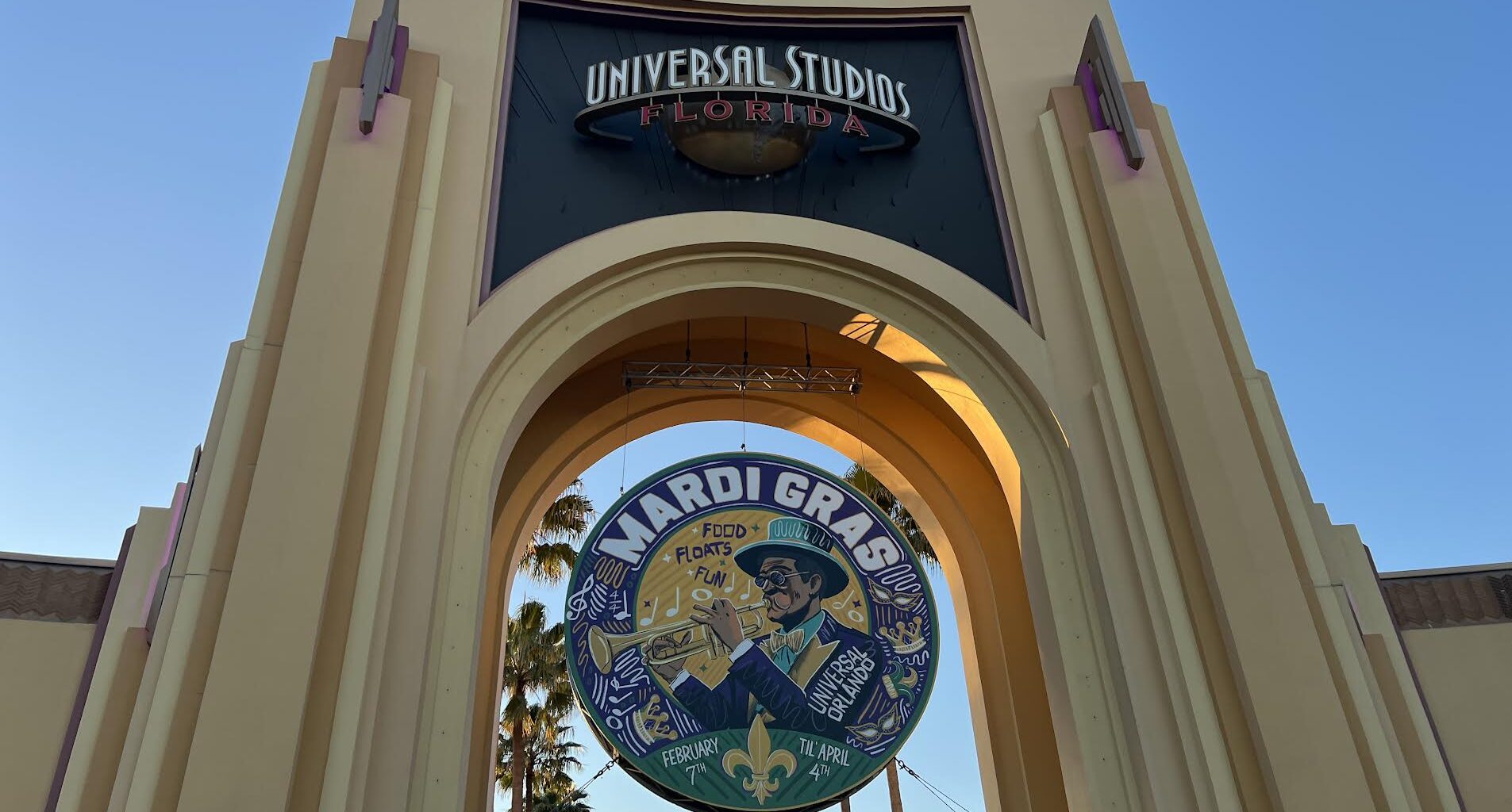 Universal's Mardi Gras goes big, kicking off busy Spring Break