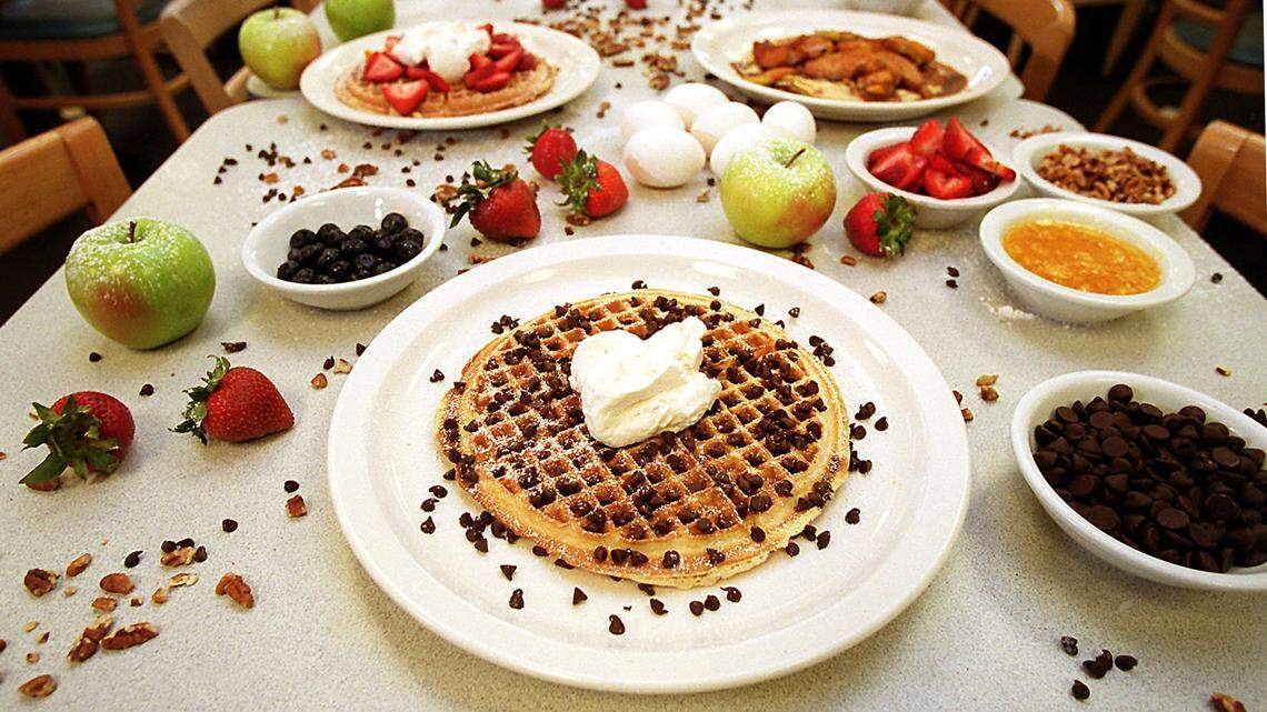 Ants, roaches, filth at Kendall’s The Original Pancake House