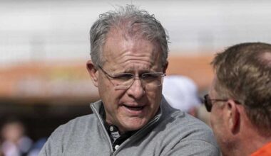 FSU Football’s Gus Malzahn Makes Statement After Announcing Retirement