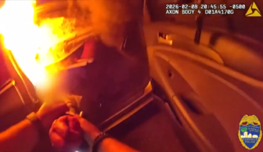 Body camera footage captures Jacksonville officer pulling woman from burning car after alleged carjacker sparks fiery crash - WSVN 7News | Miami News, Weather, Sports