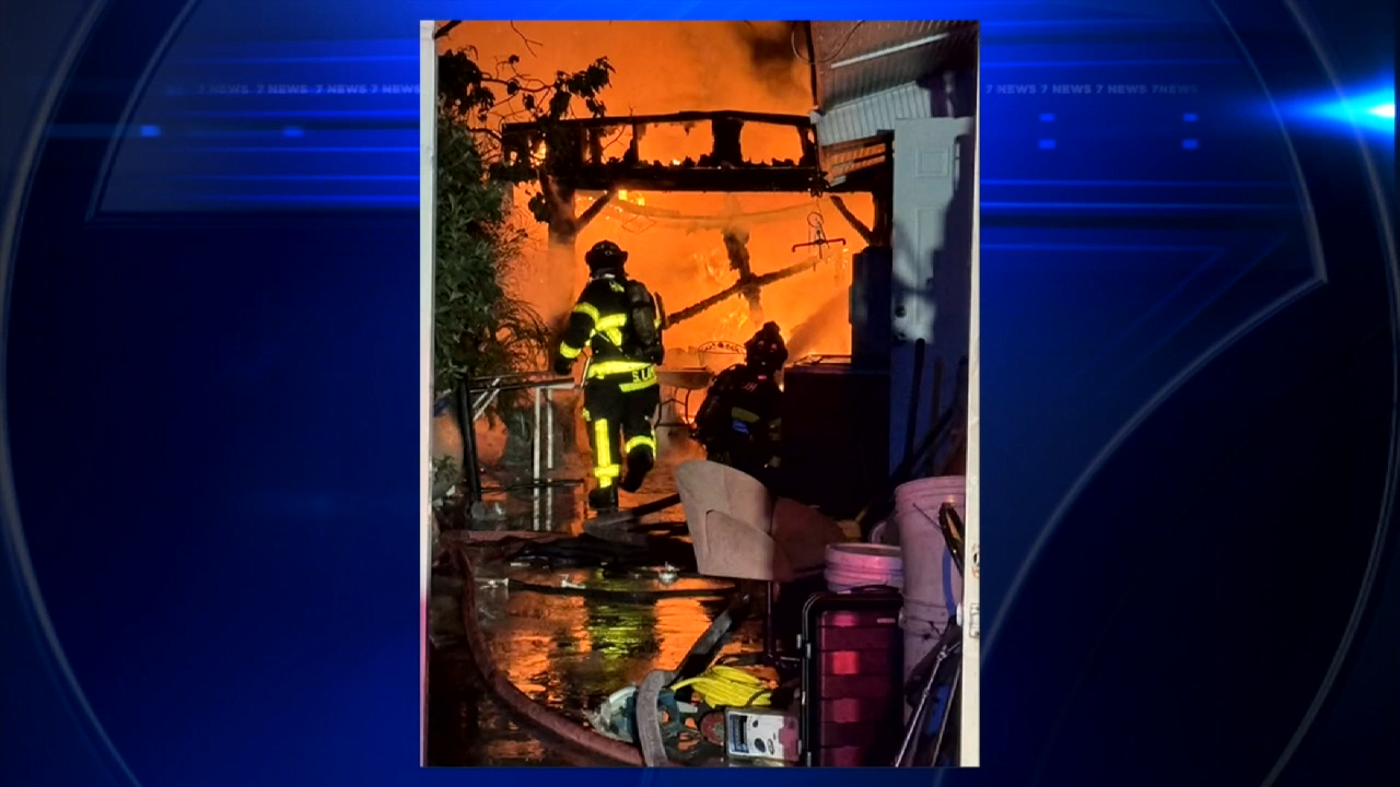 Gazebo catches fire, spreads to nearby home in Hialeah - WSVN 7News | Miami News, Weather, Sports