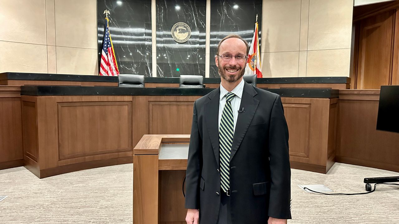 Chief Judge Matt Lucas in the new courtroom. (Spectrum News/Josh Rojas)